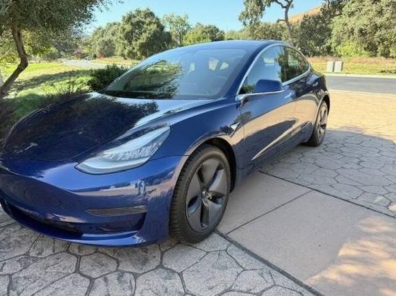 TESLA MODEL 3 2018 5YJ3E1EB8JF090144 image TESLA MODEL 3 2018 5YJ3E1EB8JF090144 image